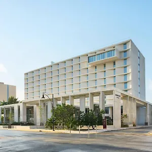 Hotel Courtyard By Marriott Downtown, Mérida