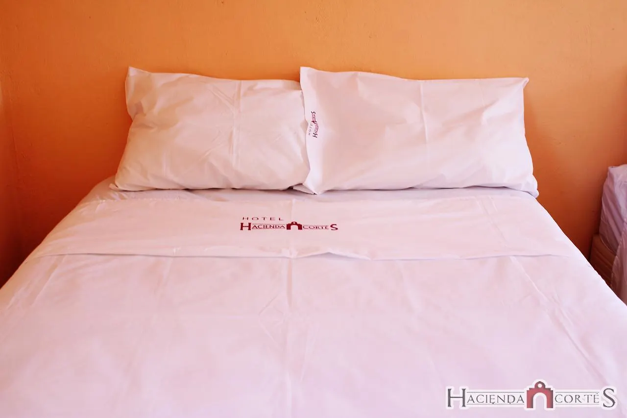 Hotel Hacienda Cortes ميريدا 2*,